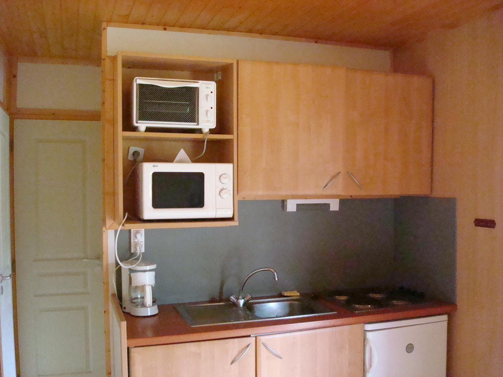 Village-Chalets Le Ru Du Pre Deux Rivieres Rum bild