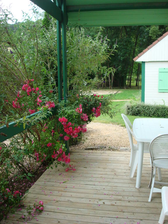 Village-Chalets Le Ru Du Pre Deux Rivieres Rum bild