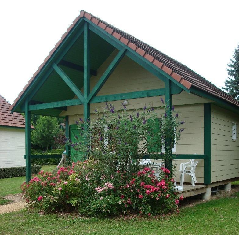 Village-Chalets Le Ru Du Pre Deux Rivieres Rum bild